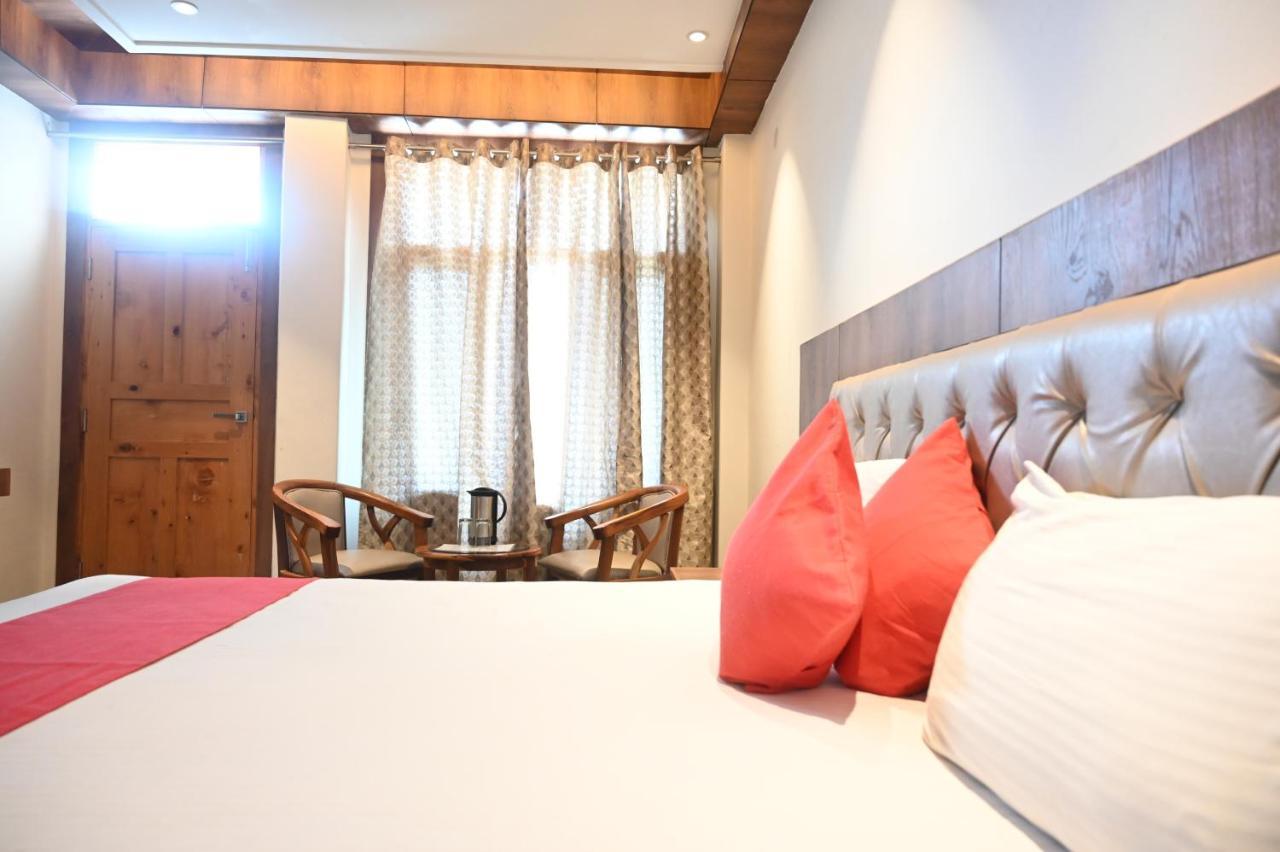 Apple Blossom Hotell Manāli Eksteriør bilde