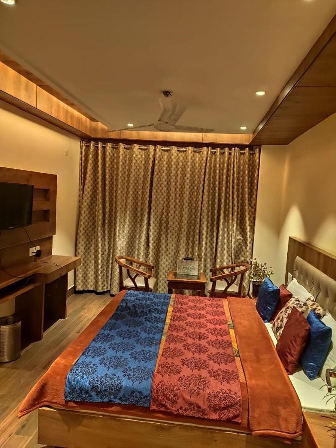 Apple Blossom Hotell Manāli Eksteriør bilde